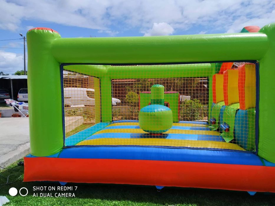 Aluguer de insufláveis