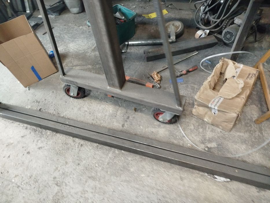 suwnica bramowa jezdna , wyciągarka ręczna, wózek jezdny