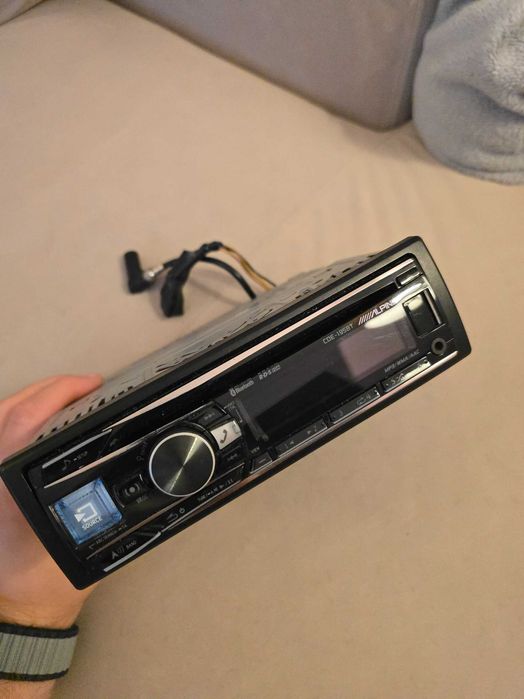 Radio samochodowe Alpine CDE-195BT