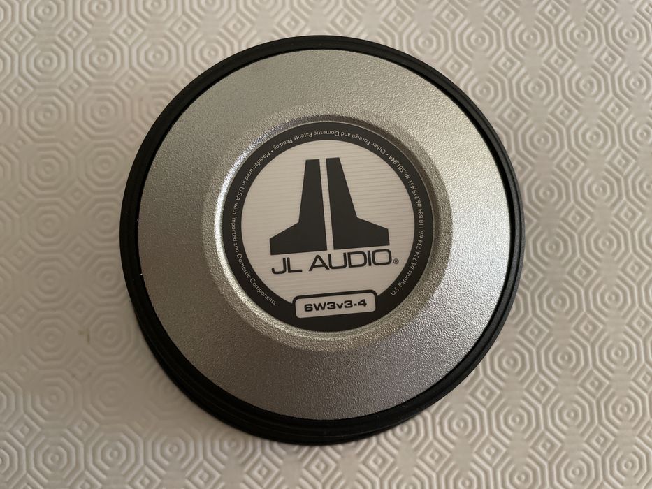 Subwoofer JL Audio 6W3 v3 NOVO