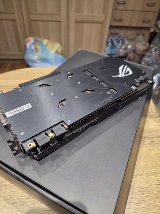 GTX 1080 Strix 8GB