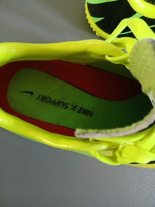 Buty sportowe  nike  28
