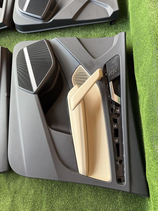 Audi q5 80a 80а 2017-2024 карти обшика дверей пластік