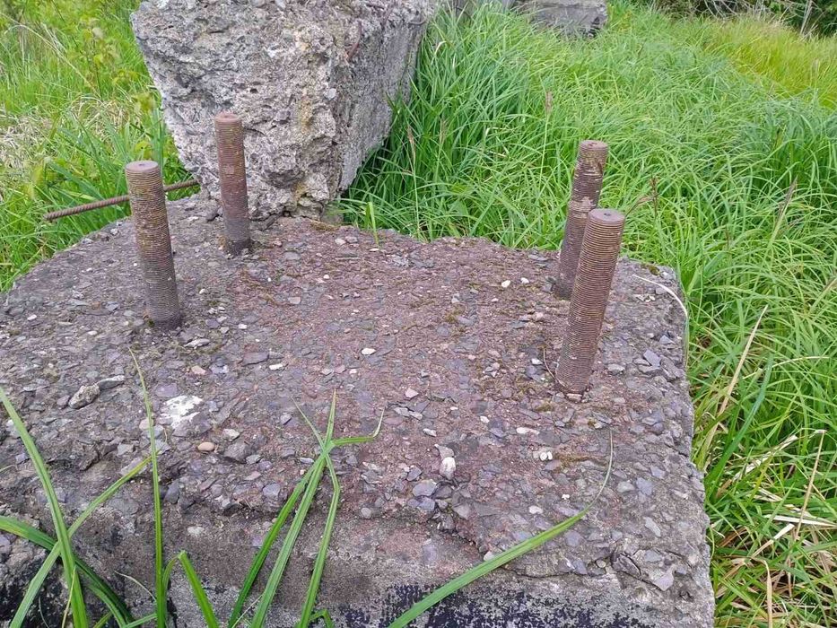 Продаю незавершене пром. буд-тво, Свалява , зем.  150 соток,  по 665$.