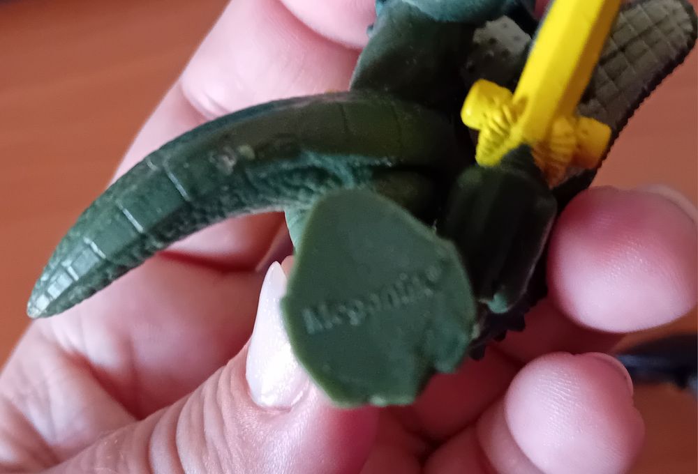 Megantik-4 Action Figures Raras de colecção