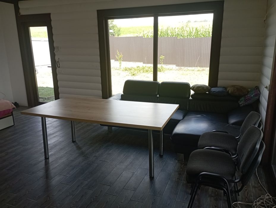 Здається будинок