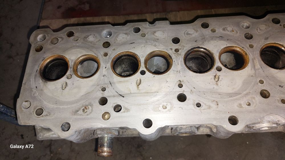 Продам головку 2.9 спринтер е210 проверена