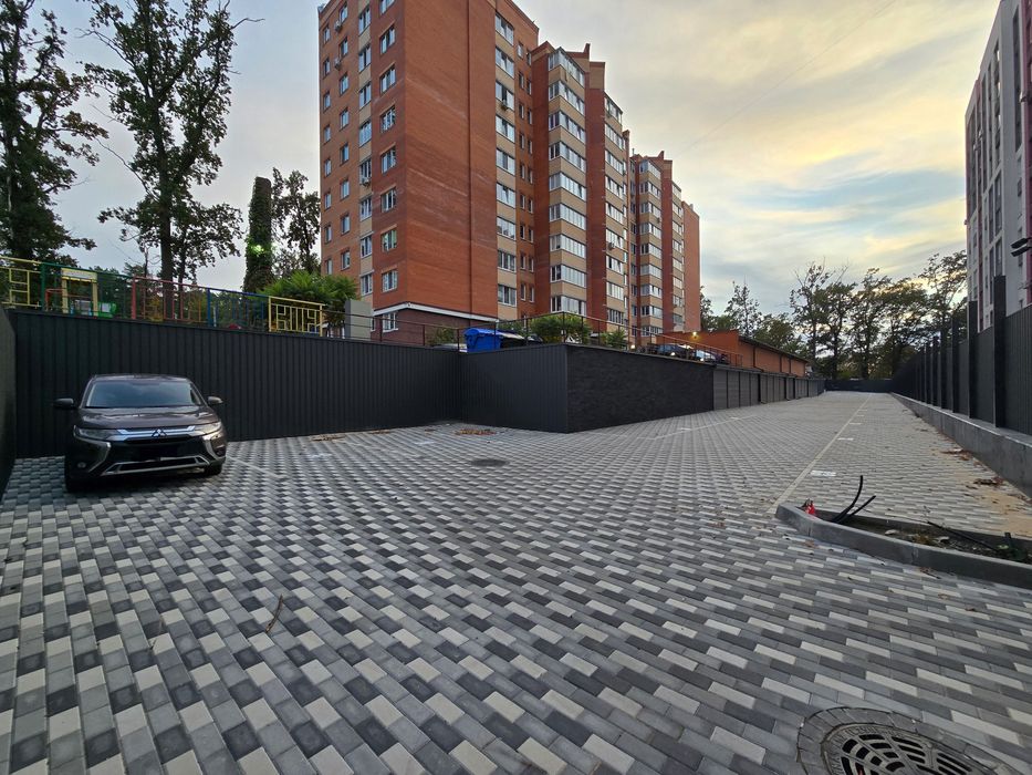 Паркомісце ЖК Нові Метри Парк. Краща ціна на ринку. Відеонагляд.