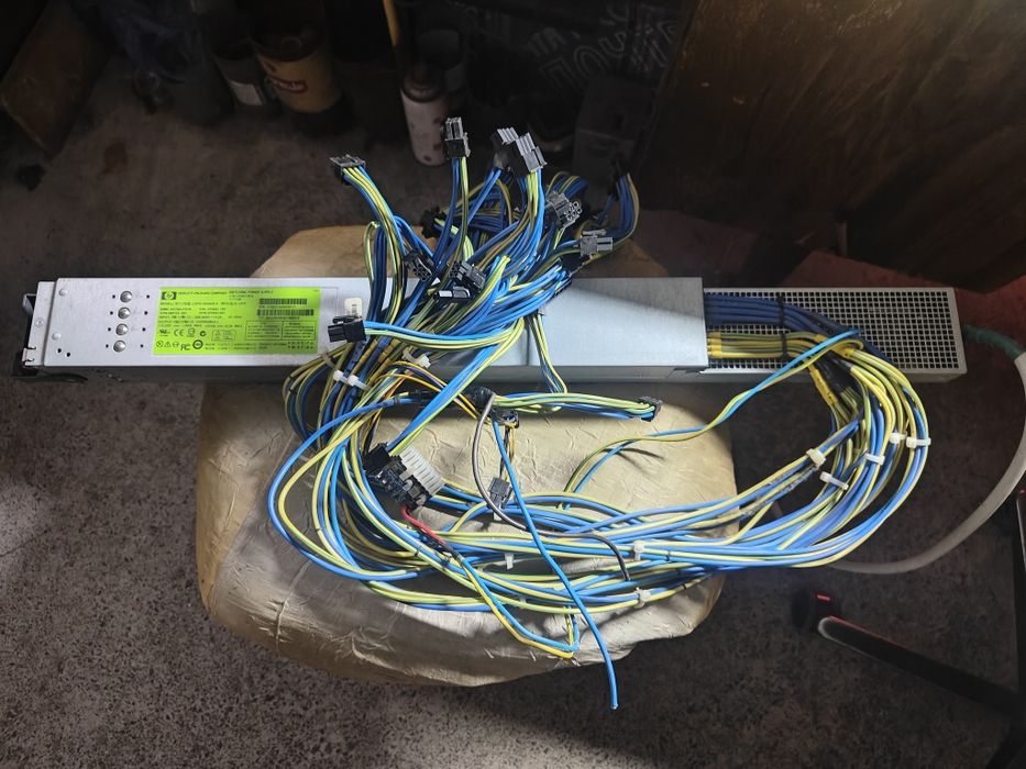 Блок живлення 12в 200а hp dps-2450ab a