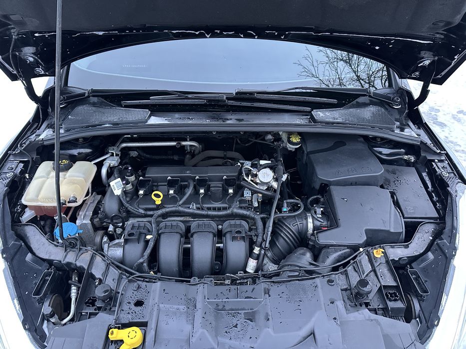 Форд фокус 2016 рік автомат 98 тис пробіг