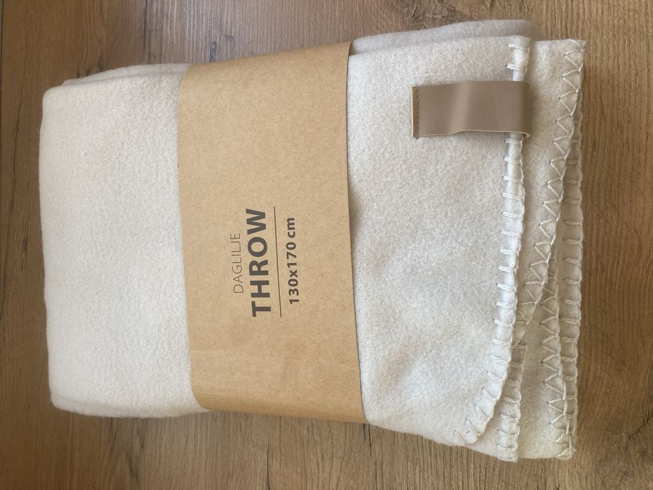 Jysk koc pled bezowy nowy