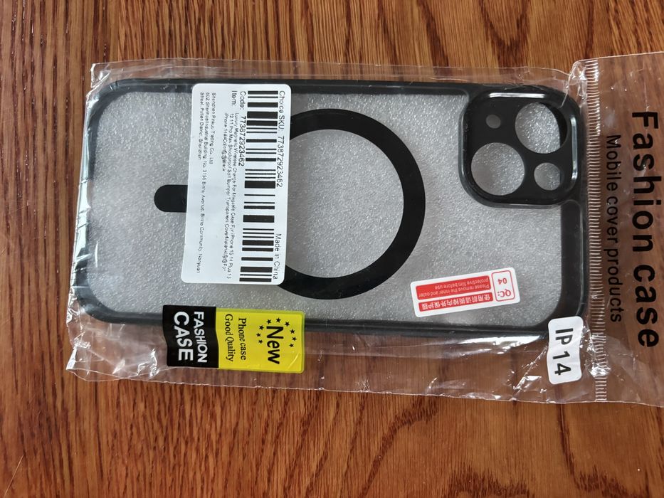 ETUI Iphone 14 (okazja)