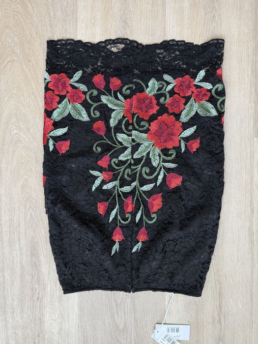 Spodnica Guess rozmiar M