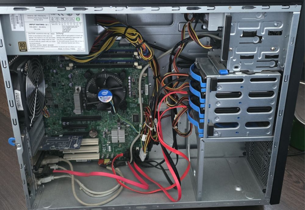 Сервер Супермикро Supermicro компютер комп'ютер