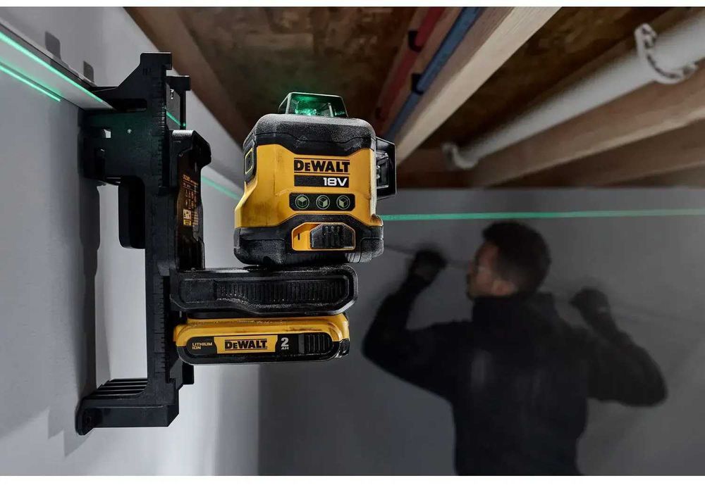 DeWALT DCLE34031 Рівень лазерний 3D\Каркас\Зелений\Гарантiя\3х360