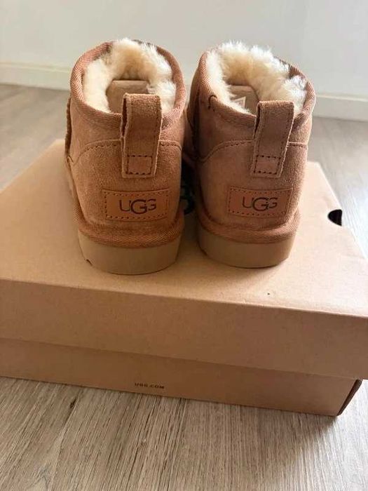 UGG Classic Mini Boots Chestnut r.38