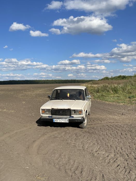 Продам ваз 2107 по запчастям