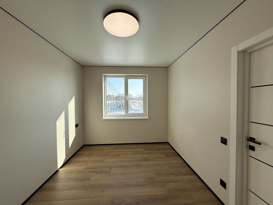 Продаж сучасного таунхауса з ремонтом у Підгайцях.