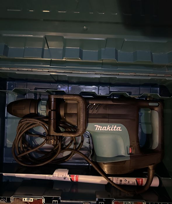 Перфоратор Makita (оригинал) в кейсе