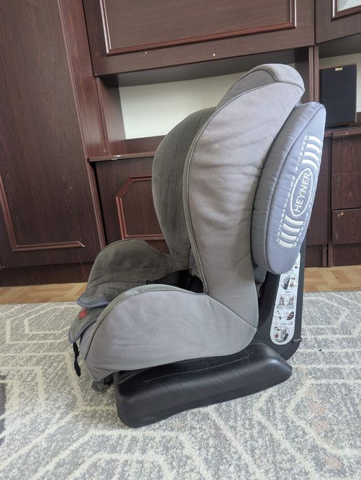 Автокрісло Heyner 9-18кг без ISOFIX