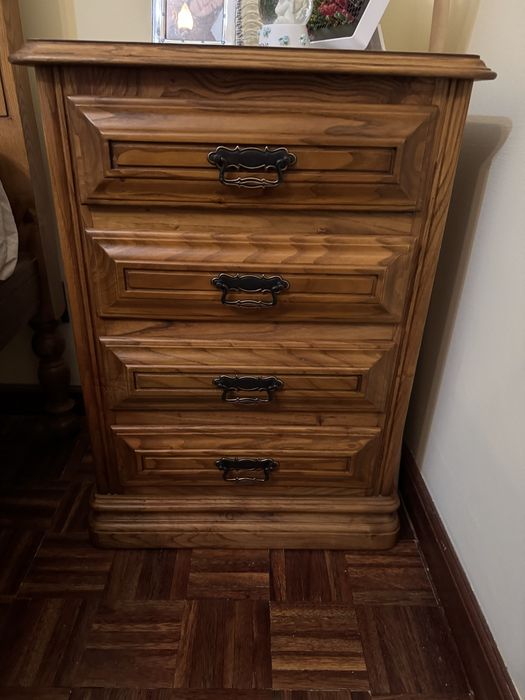 Mobilia quarto - cama comoda roupeiro