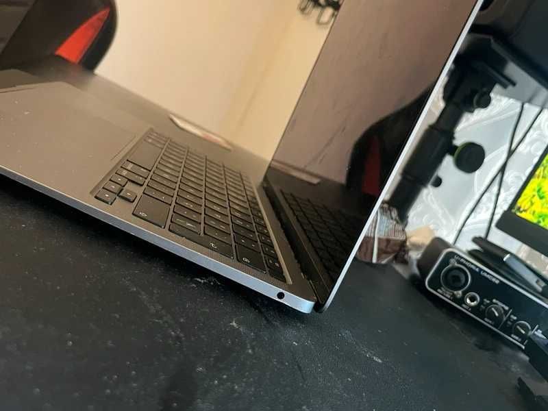 Apple MacBook Air M1 8GB 256GB Excelente Estado