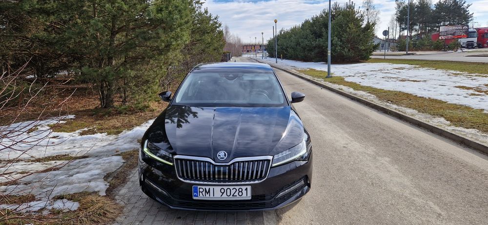 SKODA Superb Ambition 2.0 TSI 140 kW (190 KM) 83000 przebieg
