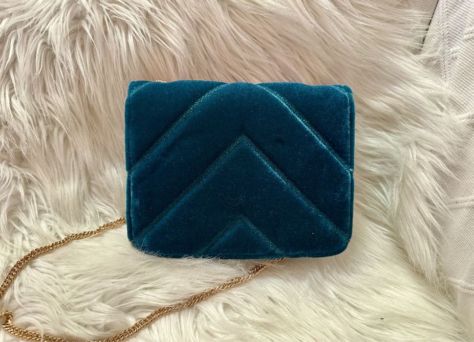 Mala em Veludo Azul Petroleo