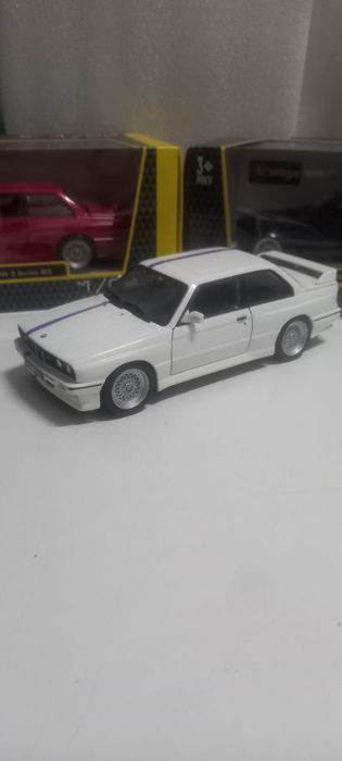 1988 Bmw 3 series m3 escala 1:24