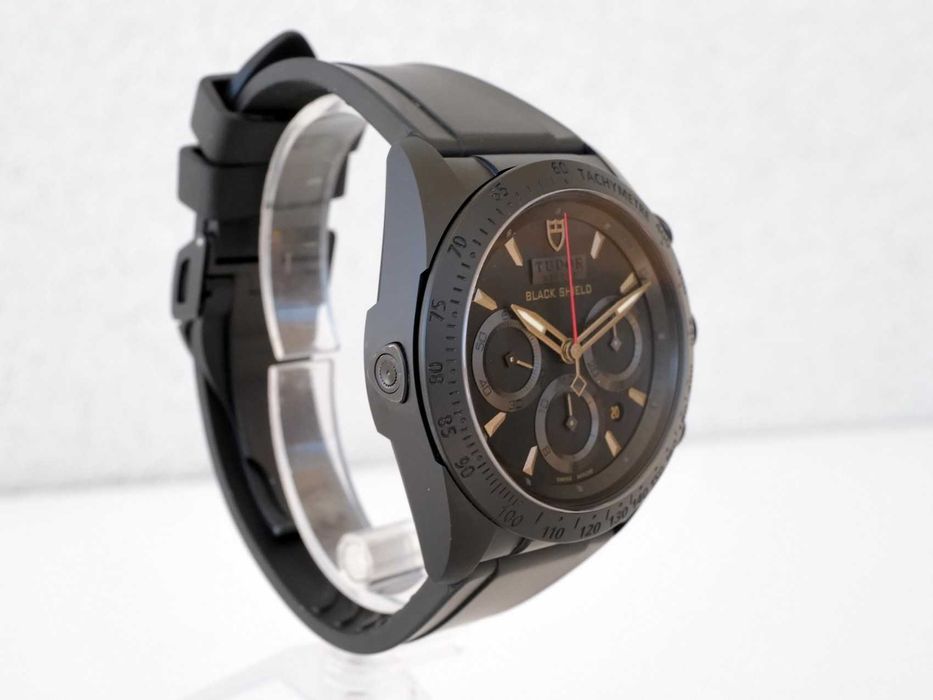 Tudor Fastrider Black Shield