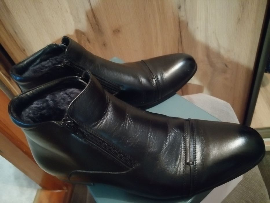 Продам ботинки зимові чоловічі Braska