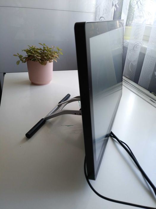 Tablet Huion Kamvas 20 - mało używany w idealnym stanie