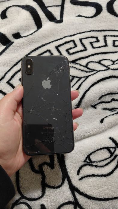 Продається iPhone X