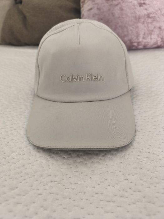 Boné Calvin Klein