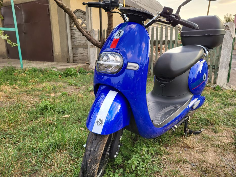 Мопед електроскутер двомісний