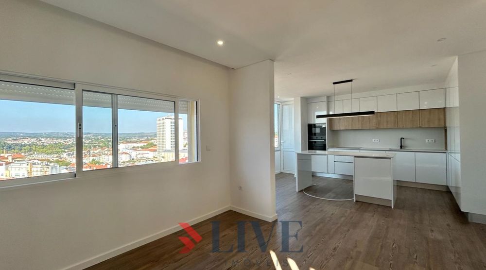 Apartamento t3 + 1 no centro de Viseu — Viseu, Viseu