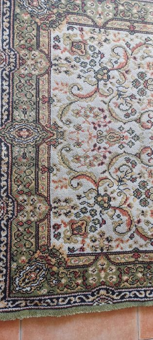 carpete 150 por 98 usada