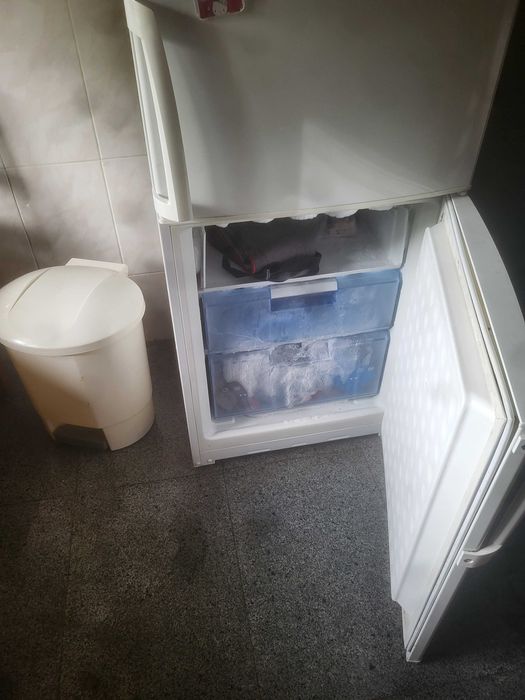 Frigorífico em excelente estado