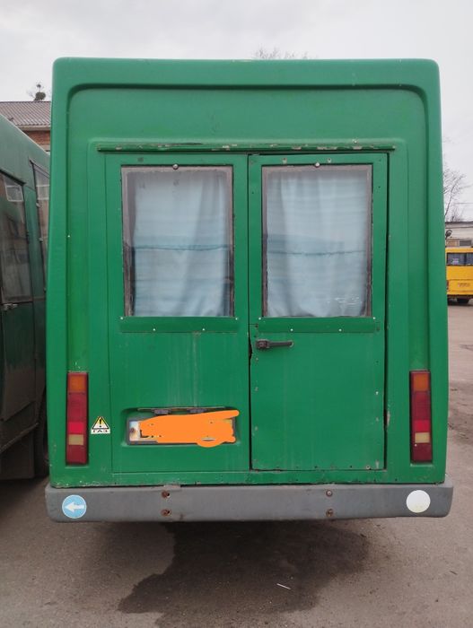 Автобус Рута 19 пасажир