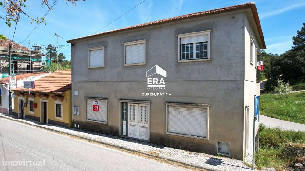 Moradia T4 localizada em Vale dos Ovos, Sabacheira!