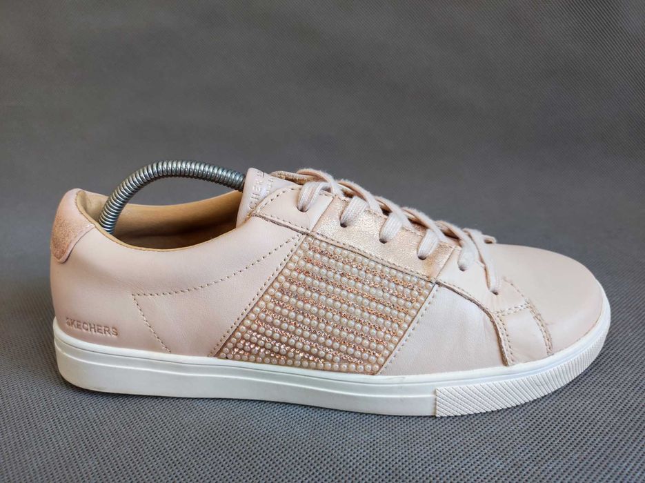 - Skechers - Sneakersy r. 38