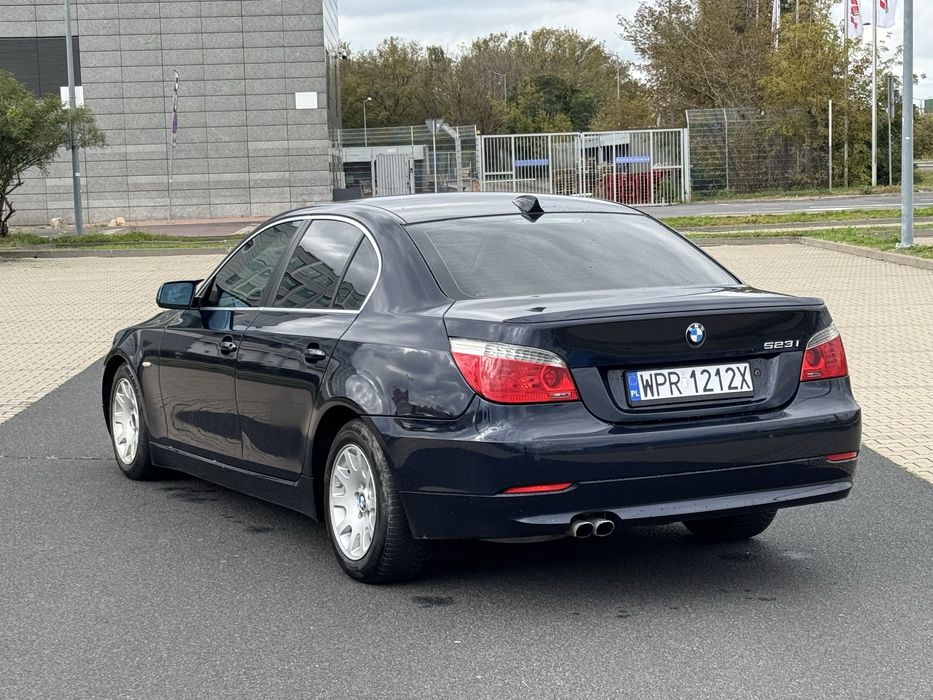 Bmw e60~2.5benz~Automat~Polift~Full Opcja~Head Up~Komforty~Maszaze~Tyl naped~