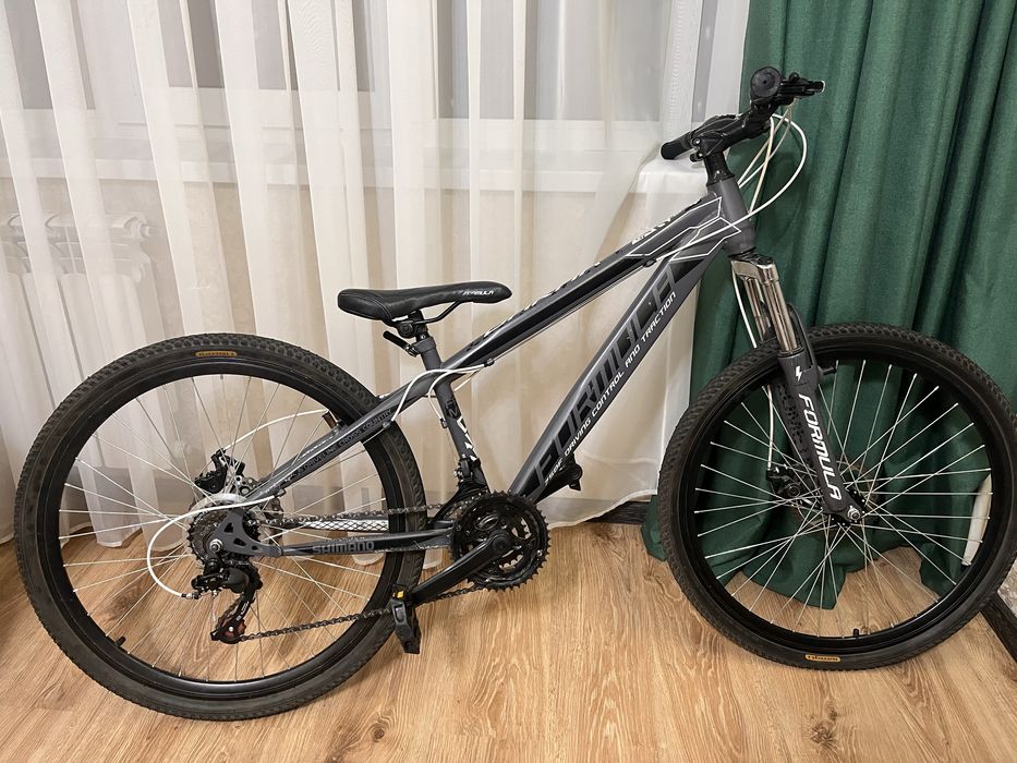 Продам Велосипед Formula 26 (Shimano)