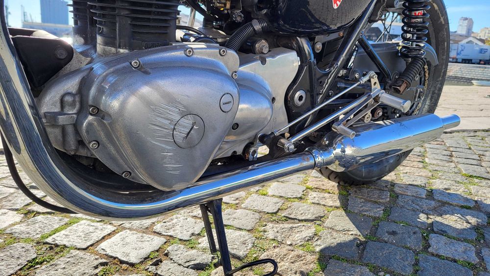 Kawasaki w 650 "Daisy" (só para CR lovers- peças originais incluídas)