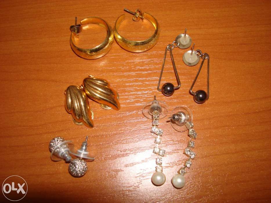 4 Pares de brincos fantasia