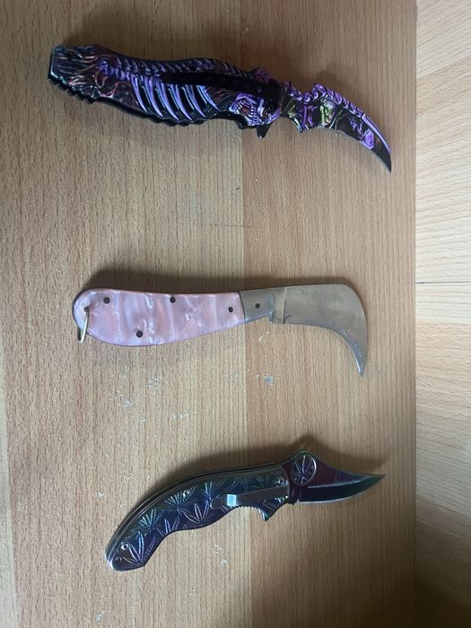 Vendo conjunto de 3 canivetes