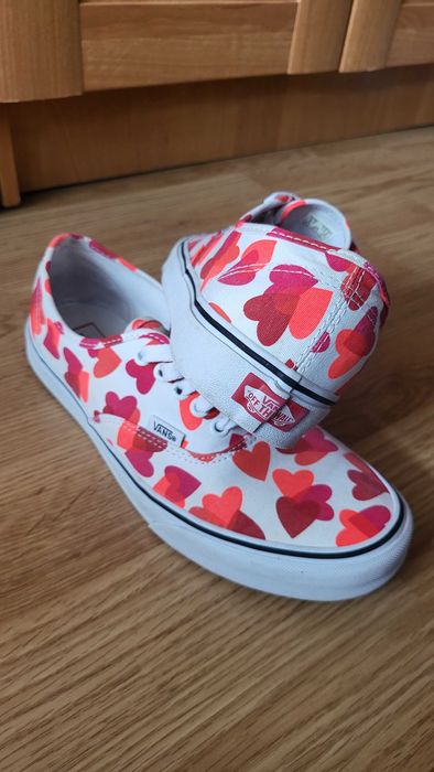 Buty Vans Authentic model Valentines Heart Sneakersy unisex