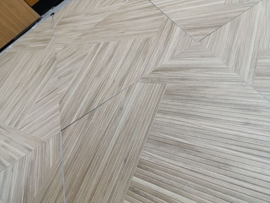 Gres szkliwiony frezowany