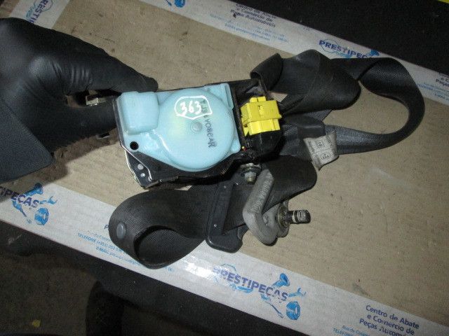 Pré-tensor cinto frente direito HONDA HR-V (GH_)