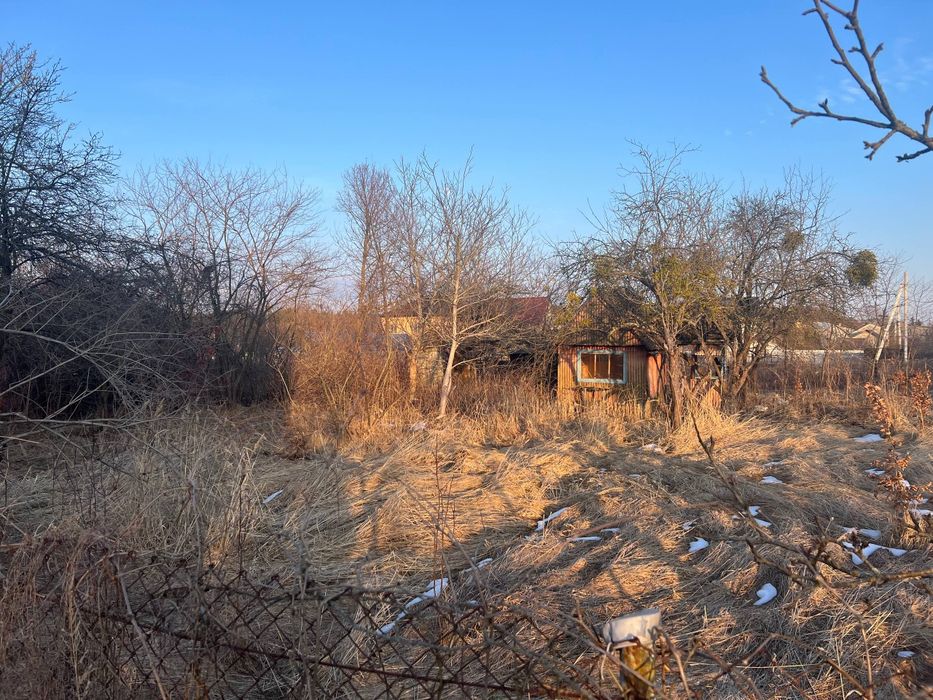 Продам дачну ділянку